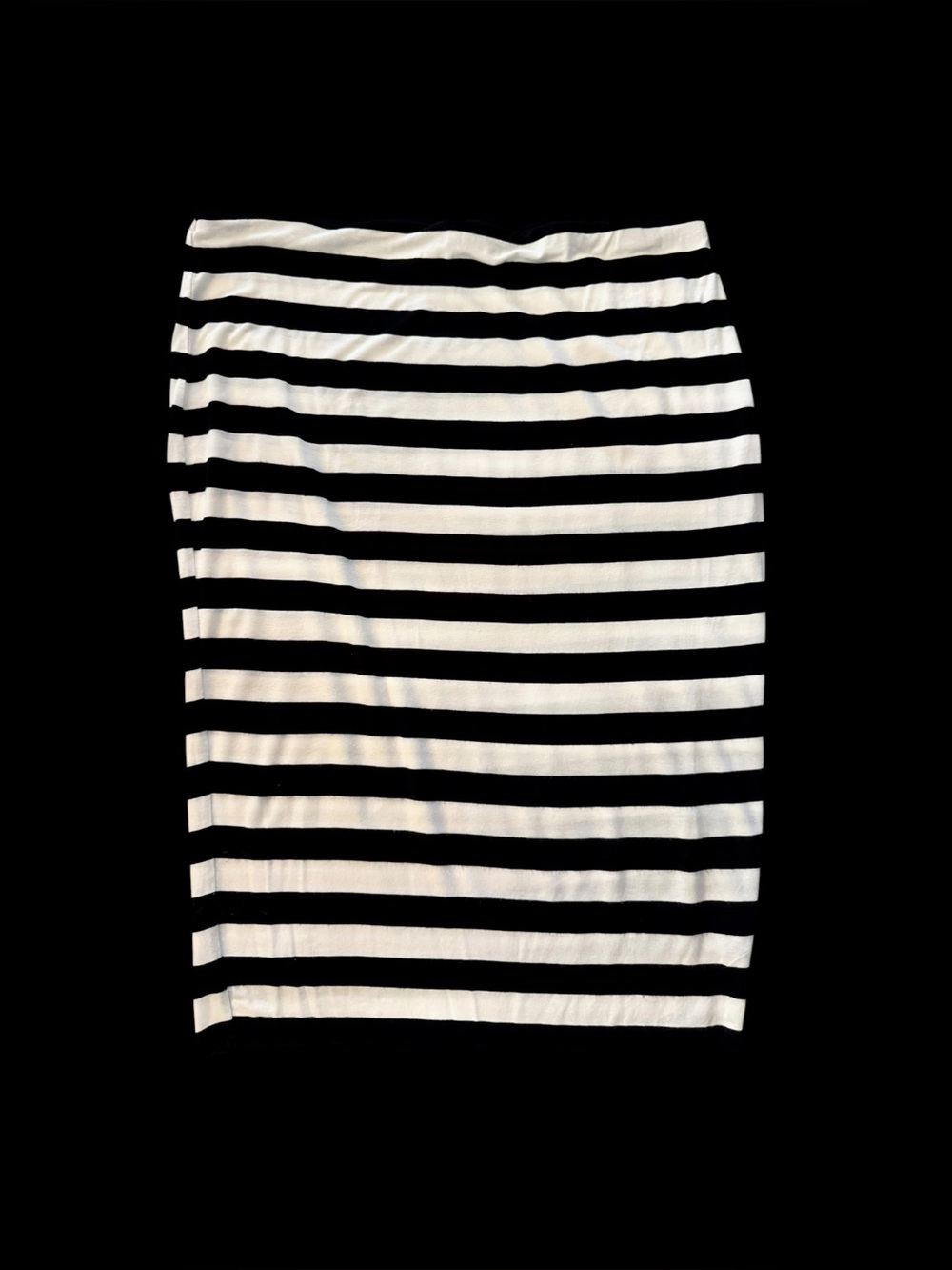 Vince Camuto Black White Striped Pencil Skirt Sz XL Pull On Knit Midi EUC